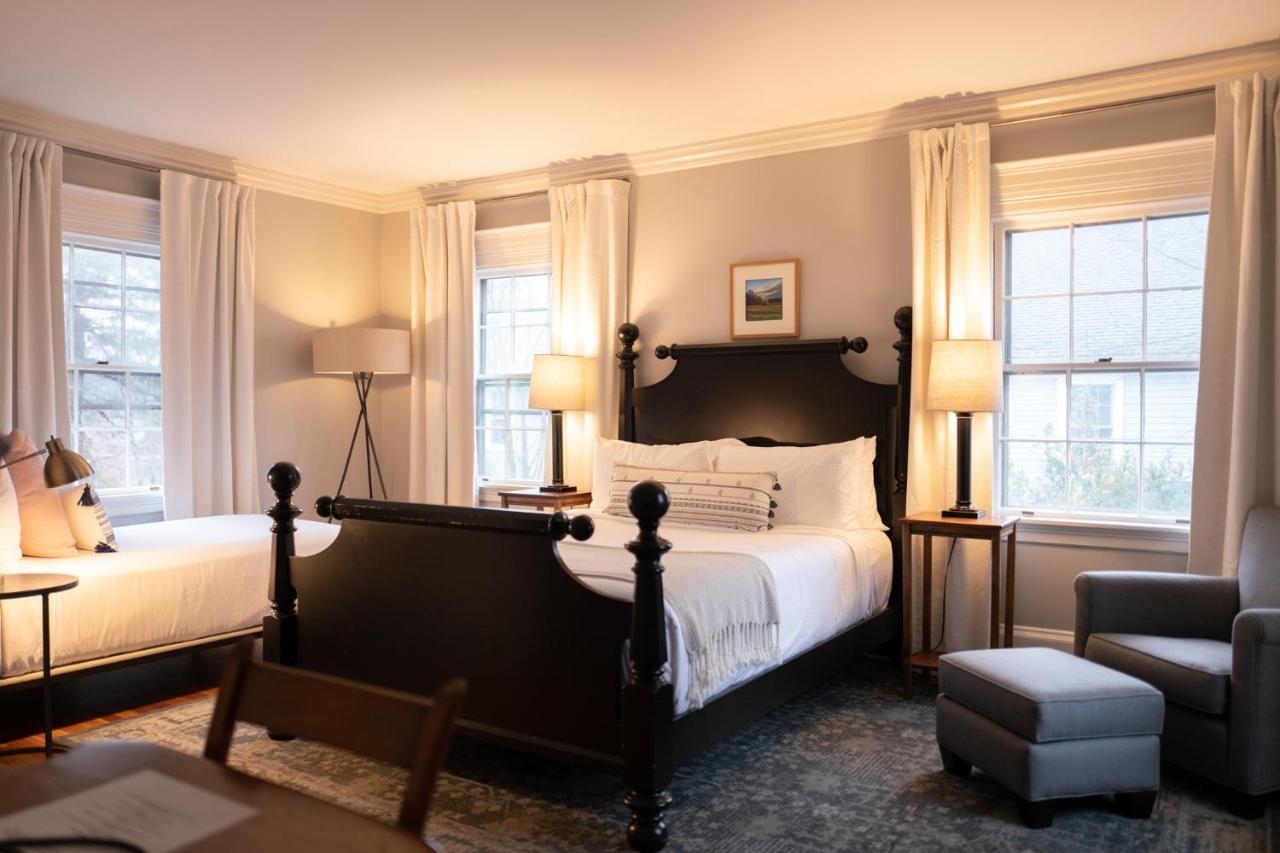 Hotel Onesixtyfive, The Inn On Park Row 4*